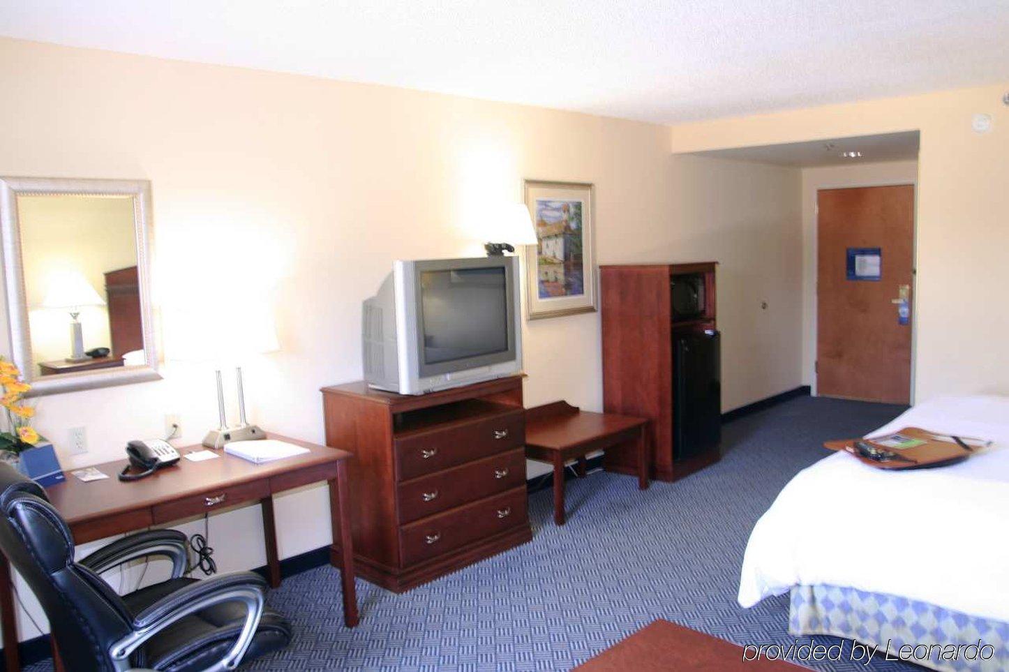 Hampton Inn Jacksonville I-10 West Room photo